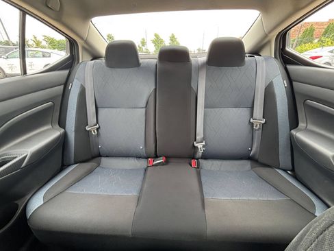 Used 2025 Nissan Versa SV FWD image 35