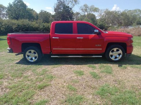 Used 2017 Chevrolet Silverado 1500 LTZ w/ Texas Edition image 22