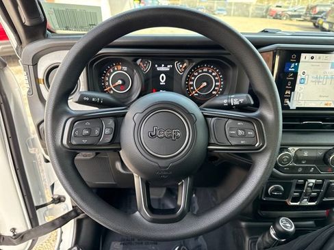 New 2026 Jeep Gladiator Sport image 18