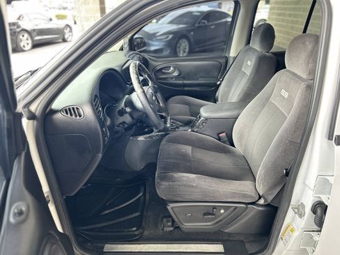Used 2007 Chevrolet TrailBlazer SS RWD image 41