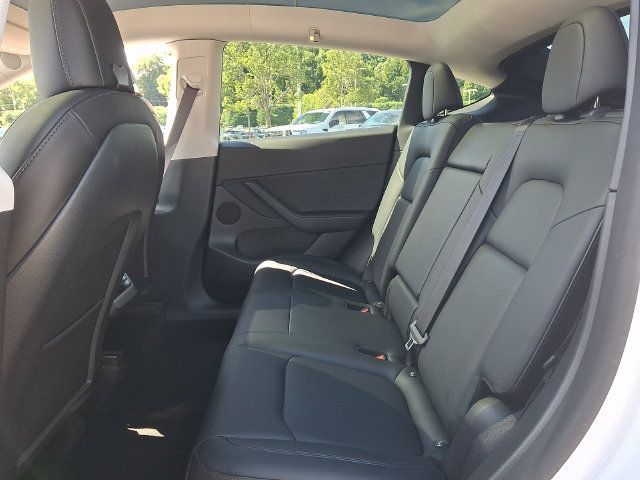 Used 2022 Tesla Model Y Performance AWD/4WD image 18