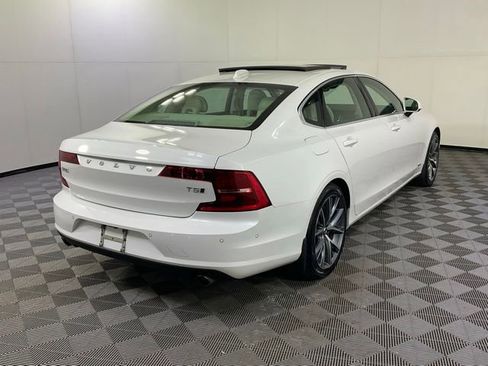 Used 2018 Volvo S90 T5 Momentum w/ Convenience Package AWD/4WD image 6