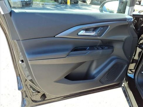 New 2026 Chevrolet Equinox EV LT image 12