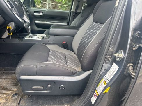 Used 2018 Toyota Tundra SR5 w/ TRD Sport Package image 19