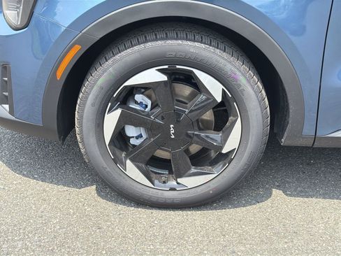 New 2026 Kia Sorento EX AWD/4WD image 16