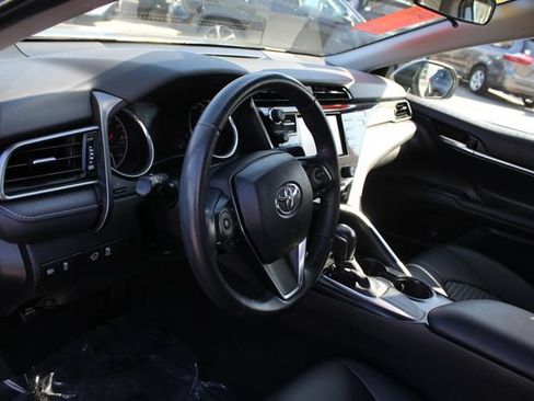 Used 2020 Toyota Camry SE FWD image 48