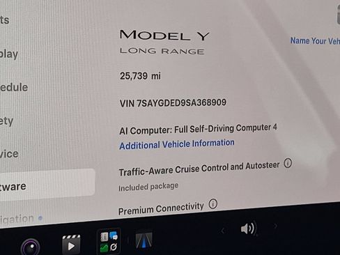 Used 2025 Tesla Model Y Long Range RWD image 14