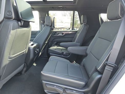 New 2026 GMC Yukon Elevation w/ Elevation Premium Package image 16