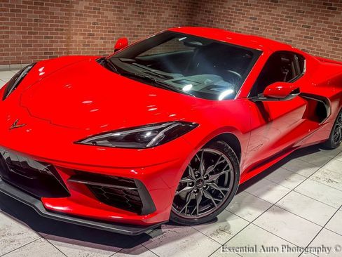 Used 2025 Chevrolet Corvette Stingray Preferred Cpe w/ 2LT image 6