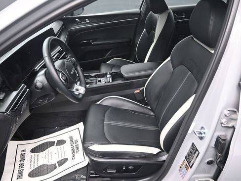 Certified 2025 Kia K5 GT-Line w/ GT-Line Premium Package image 15