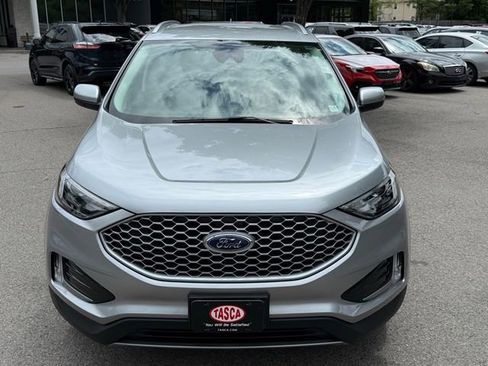 Used 2023 Ford Edge SEL w/ Convenience Package AWD/4WD image 2