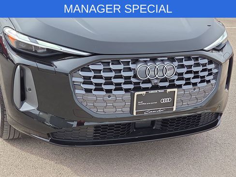 Certified 2025 Audi Q5 Premium w/ Convenience Package AWD/4WD image 10