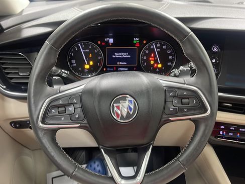 Used 2023 Buick Envision Avenir FWD image 4