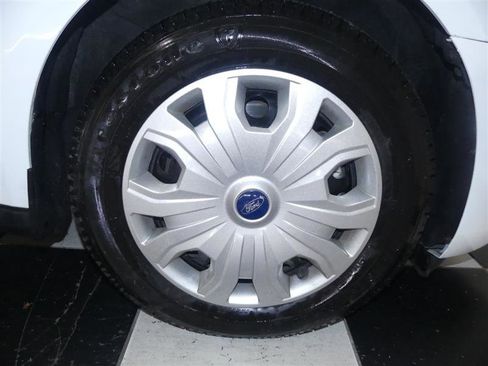 Used 2023 Ford Transit Connect XLT image 28