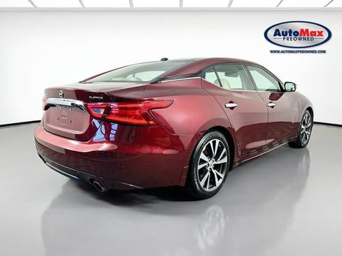 Used 2017 Nissan Maxima Platinum FWD image 2