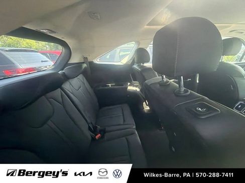 Certified 2023 Kia Sorento SX AWD/4WD image 14