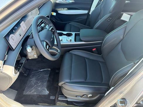 New 2026 Genesis GV70 2.5T Advanced AWD/4WD image 9