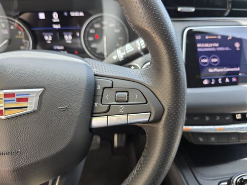 Used 2022 Cadillac XT4 Sport w/ LPO, ONYX Package FWD image 20