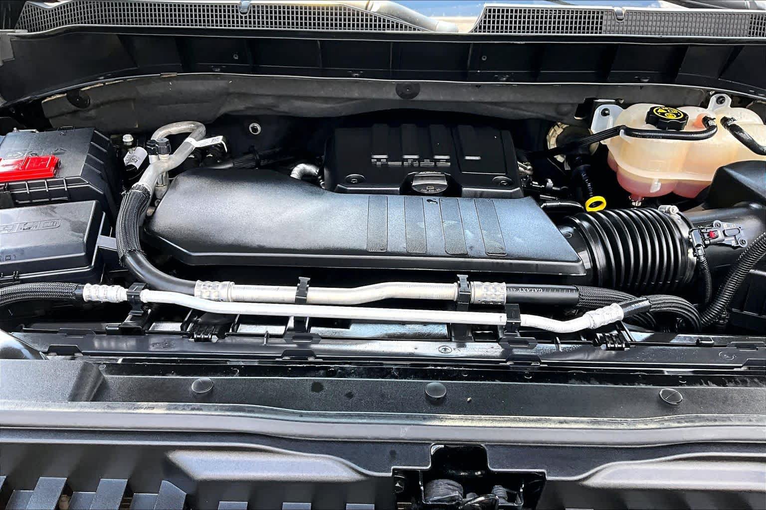 Used 2024 Chevrolet Silverado 1500 Custom RWD image 30