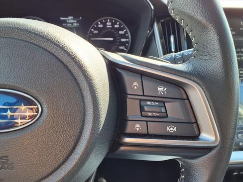 Certified 2025 Subaru Outback Premium image 18