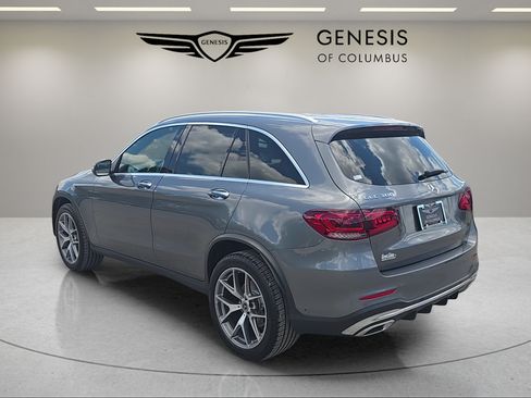 Used 2021 Mercedes-Benz GLC 300 4MATIC image 3