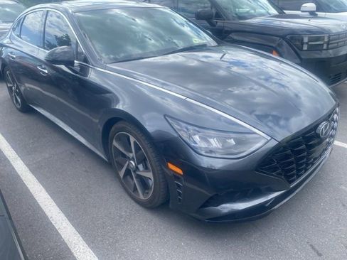 Used 2023 Hyundai Sonata SEL Plus FWD image 2