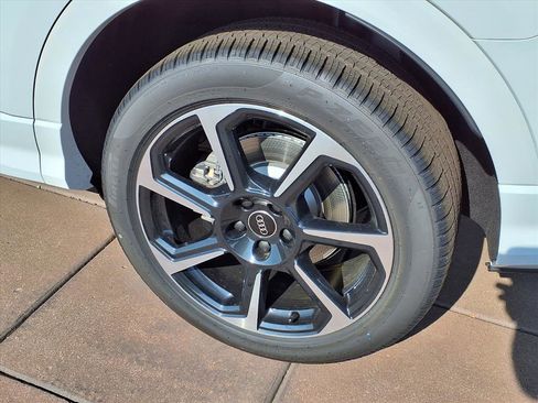 New 2025 Audi Q3 2.0T Premium Plus image 11