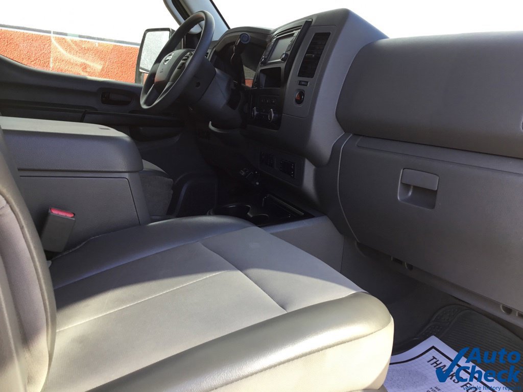 Used 2015 Nissan NV 3500 SV w/ Technology Package RWD image 27