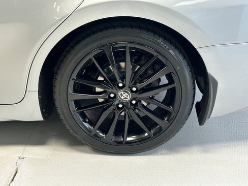 Used 2021 Toyota Camry XSE AWD/4WD image 5