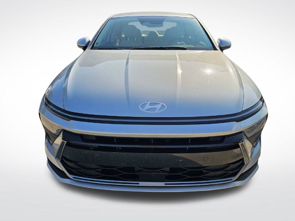 Certified 2026 Hyundai Sonata Blue FWD image 4