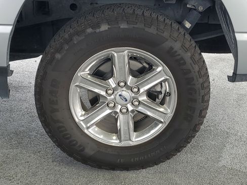 Used 2025 Ford F150 XLT w/ Equipment Group 301A Standard image 7