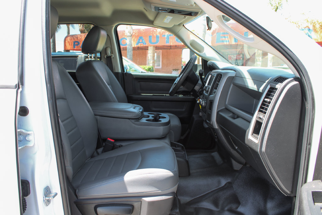Used 2018 RAM 4500 Tradesman w/ Max Tow Package RWD image 35