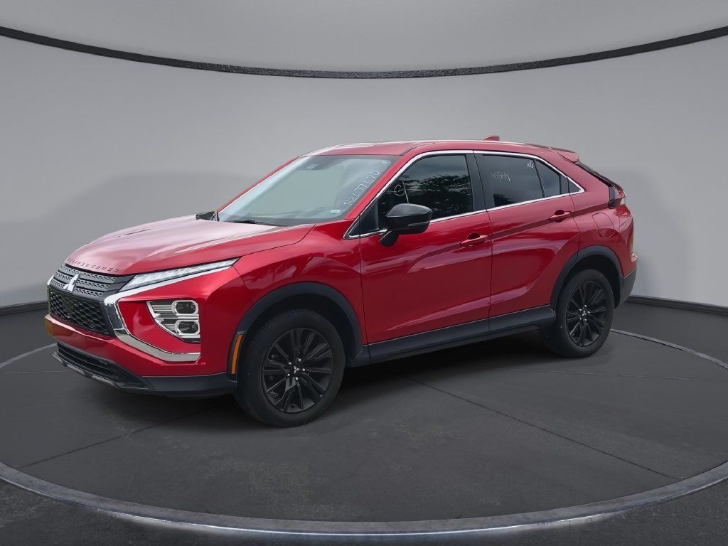 Used 2024 Mitsubishi Eclipse Cross LE AWD/4WD image 4
