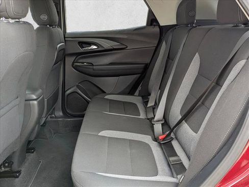 Used 2025 Chevrolet TrailBlazer LT image 20