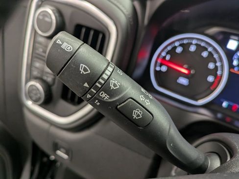 Used 2021 Chevrolet Silverado 1500 High Country w/ LPO, Dark Essentials Package image 17