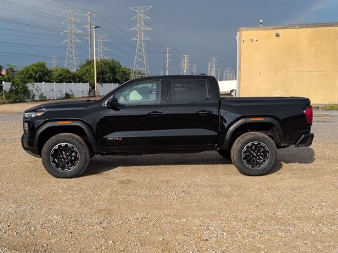 New 2026 GMC Canyon AT4 AWD/4WD image 2