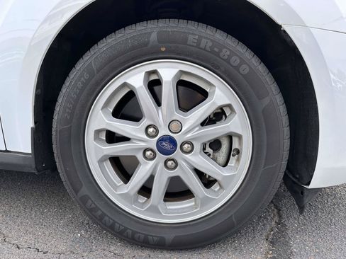 Used 2023 Ford Transit Connect XLT FWD image 7