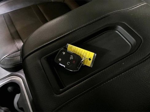 Used 2020 GMC Sierra 2500 Denali w/ Denali Ultimate Package image 31