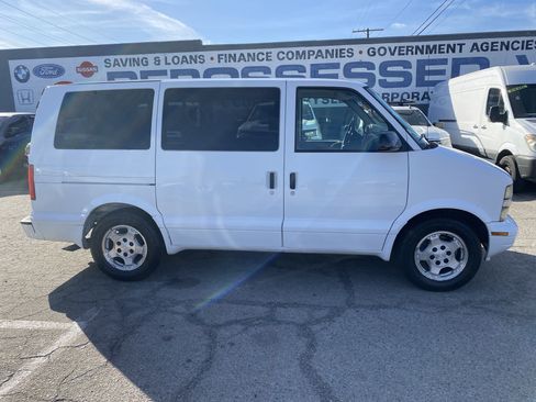 Used 2005 Chevrolet Astro Passenger w/ LS Preferred Equipment Group RWD image 8