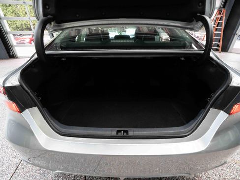 Used 2024 Toyota Camry SE FWD image 27