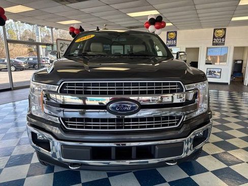 Used 2020 Ford F150 Lariat image 2