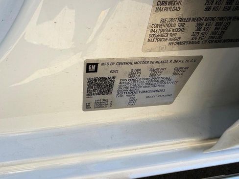 Used 2021 GMC Sierra 1500 SLT w/ SLT Premium Package image 21