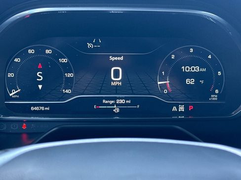 Used 2023 GMC Yukon XL SLT image 39