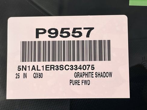 Certified 2025 INFINITI QX60 Pure image 33