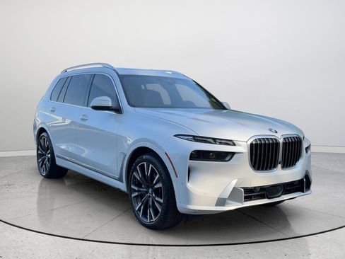 Used 2024 BMW X7 xDrive40i w/ Executive Package AWD/4WD image 1