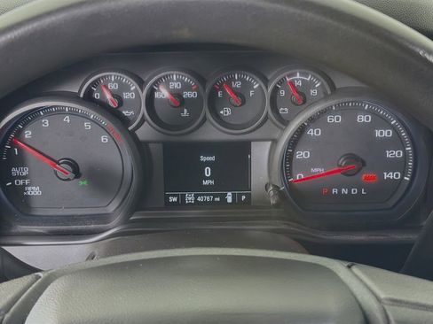 Used 2023 Chevrolet Silverado 1500 Custom image 15