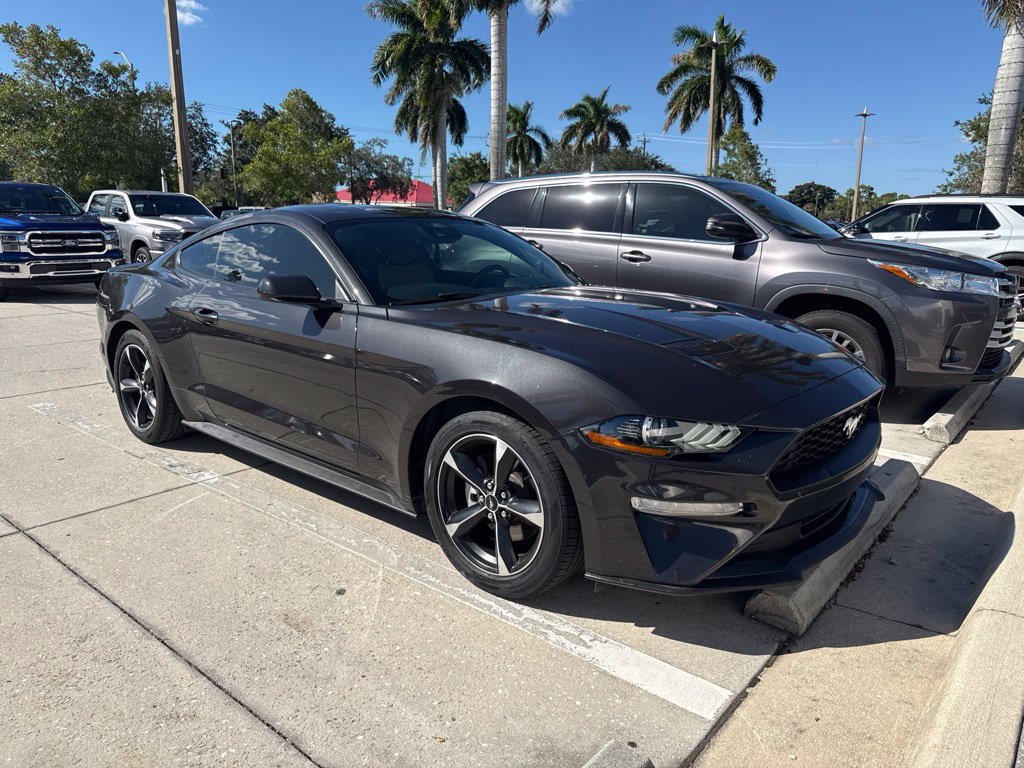 Used 2023 Ford Mustang Coupe RWD image 1
