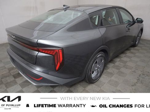 New 2026 Kia K4 LXS image 5