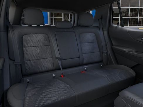 New 2026 Chevrolet Equinox LT image 18