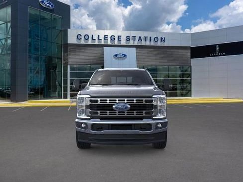 New 2025 Ford F250 XLT w/ FX4 Off-Road Package image 6